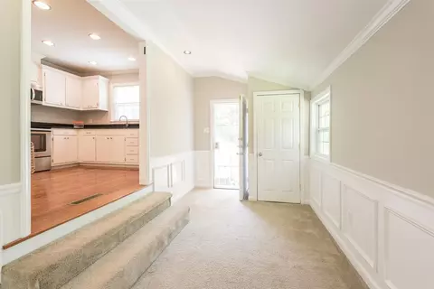 6 Holmes Cir, Durham, NC 27713 photo 10