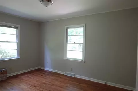 1204 Oak Dr, Durham, NC 27712 photo 13