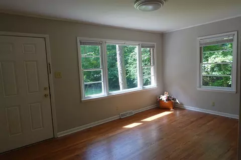 1204 Oak Dr, Durham, NC 27712 photo 6