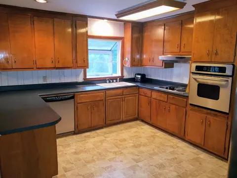 2511 W Cornwallis Rd, Durham, NC 27705 photo 3