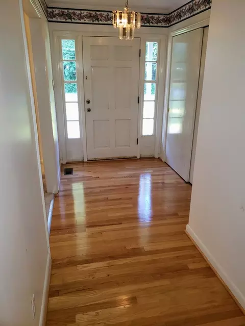2511 W Cornwallis Rd, Durham, NC 27705 photo 8
