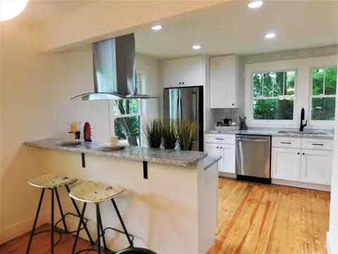 1906 Hart St, Durham, NC 27703 photo 8