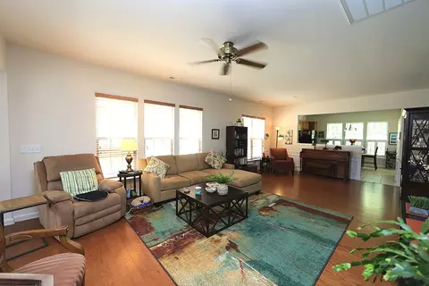 705 Bradhurst Pl, Cary, NC 27519 photo 4