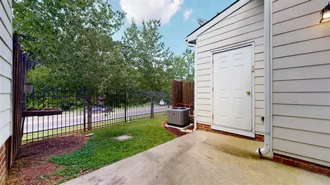 48 Signet Dr, Durham, NC 27704 photo 25