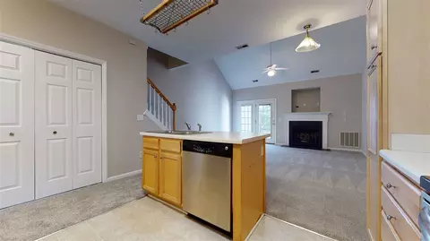 48 Signet Dr, Durham, NC 27704 photo 14