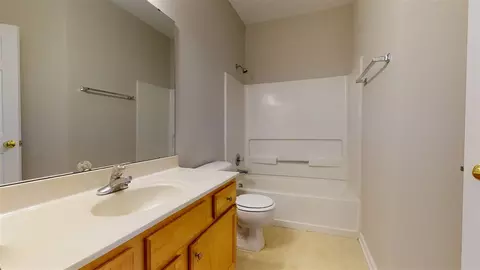 48 Signet Dr, Durham, NC 27704 photo 6