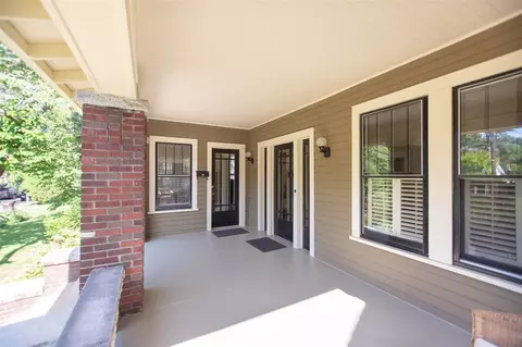 916 W Markham Ave, Durham, NC 27701 photo 2
