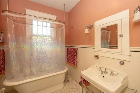916 W Markham Ave, Durham, NC 27701 photo 16