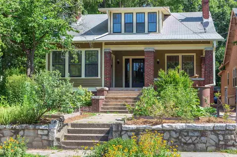 916 W Markham Ave, Durham, NC 27701 photo 1