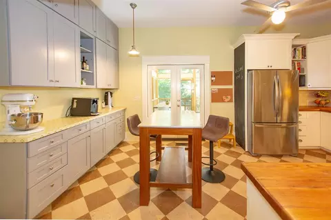 916 W Markham Ave, Durham, NC 27701 photo 13