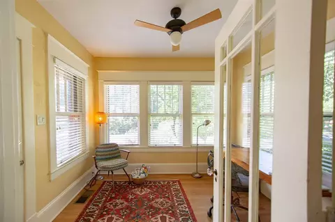 916 W Markham Ave, Durham, NC 27701 photo 5