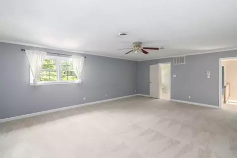 320 Continental Dr, Durham, NC 27712 photo 8