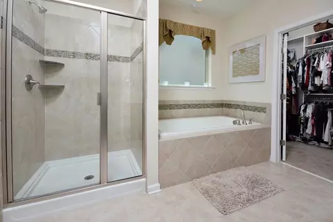 1031 Big Spring Cir, Durham, NC 27703 photo 18