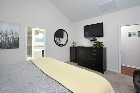 1031 Big Spring Cir, Durham, NC 27703 photo 16