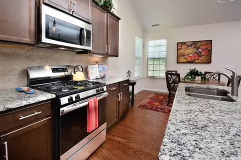 1031 Big Spring Cir, Durham, NC 27703 photo 9