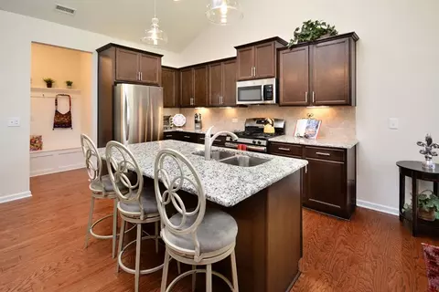 1031 Big Spring Cir, Durham, NC 27703 photo 6