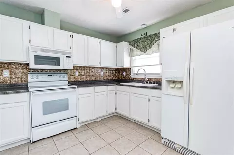 112 James Helen Ct, Willow Springs, NC 27592 photo 6