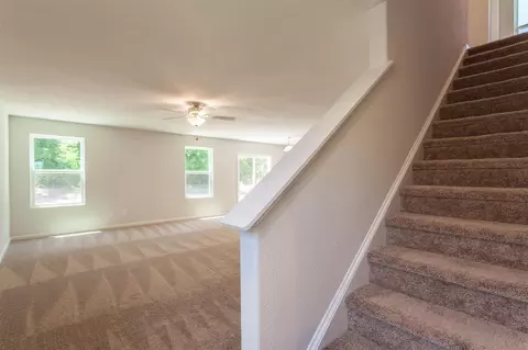 10 Windbreak Ln, Youngsville, NC 27596 photo 2
