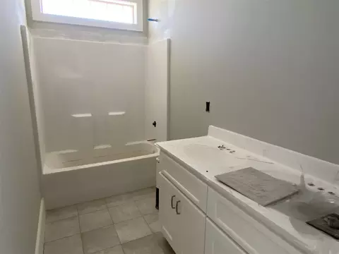 93 Jeans Way, Benson, NC 27504 photo 11