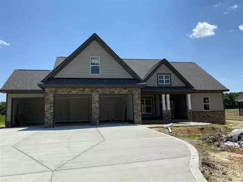 93 Jeans Way, Benson, NC 27504 photo 1