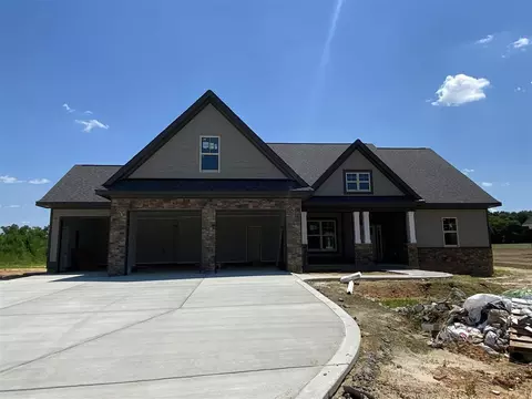 93 Jeans Way, Benson, NC 27504 photo 2