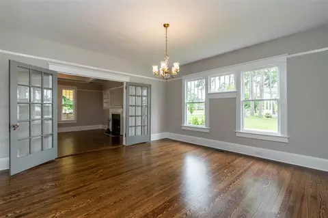 322 W Main St, Benson, NC 27504 photo 6