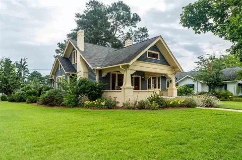 322 W Main St, Benson, NC 27504 photo 2