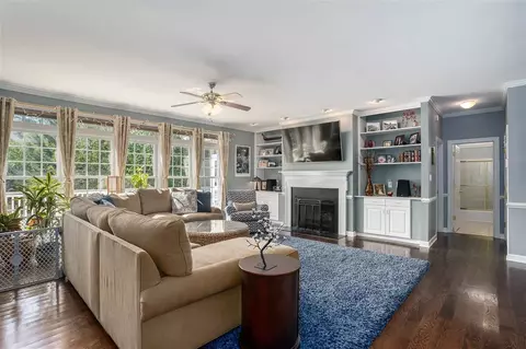 216 Shalimar Dr, Durham, NC 27713 photo 3