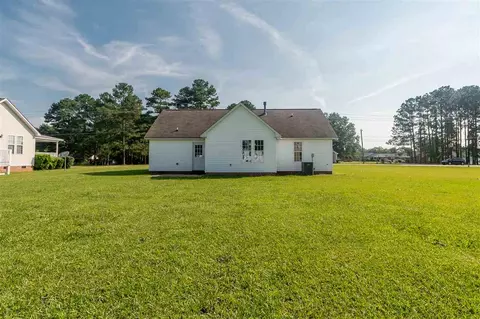 711 Denim Dr, Erwin, NC 28339 photo 6