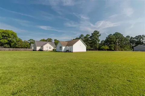 711 Denim Dr, Erwin, NC 28339 photo 7