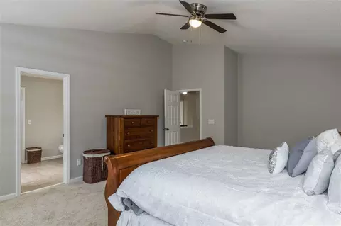 502 Ashburn Ln, Durham, NC 27703 photo 15