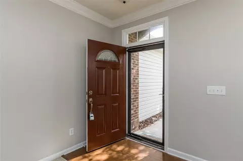 502 Ashburn Ln, Durham, NC 27703 photo 2