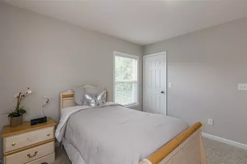 502 Ashburn Ln, Durham, NC 27703 photo 21