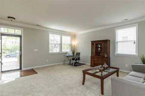 502 Ashburn Ln, Durham, NC 27703 photo 4