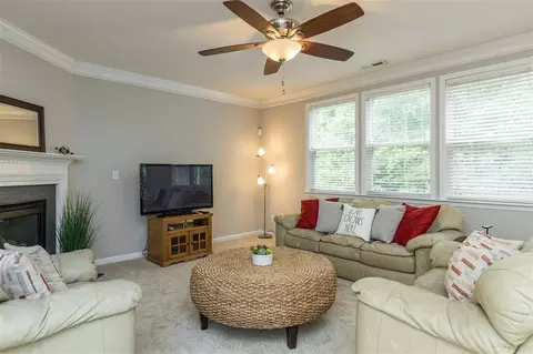 502 Ashburn Ln, Durham, NC 27703 photo 6