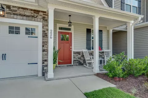 226 Churment Ct, Durham, NC 27703 photo 2