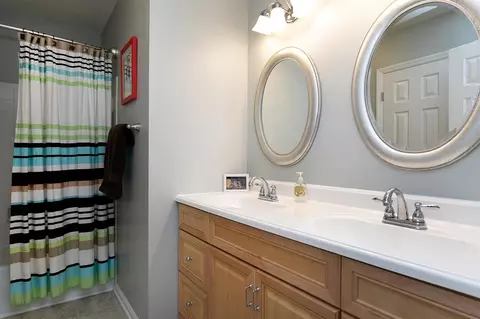 103 W Dutton Ct, Cary, NC 27513 photo 23