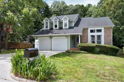 103 W Dutton Ct, Cary, NC 27513 photo 2