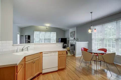 3 Spreading Oak Ct, Durham, NC 27713 photo 9