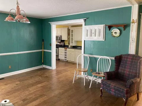 203 E K St, Erwin, NC 28339 photo 2
