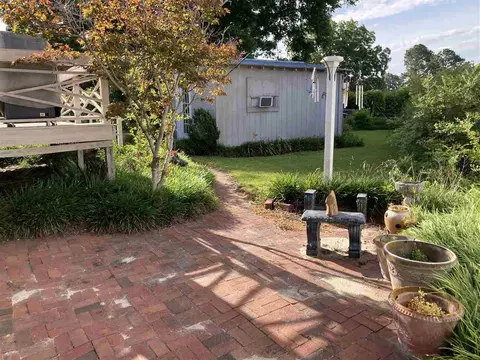 203 E K St, Erwin, NC 28339 photo 10