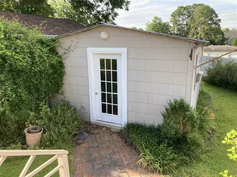 203 E K St, Erwin, NC 28339 photo 8