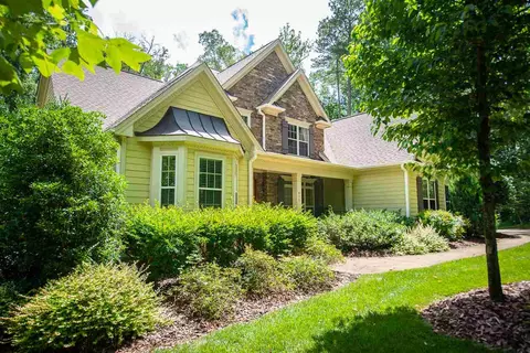 917 Edgewater Dr, Garner, NC 27529 photo 1