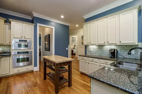 3113 Raymond St, Raleigh, NC 27607 photo 12