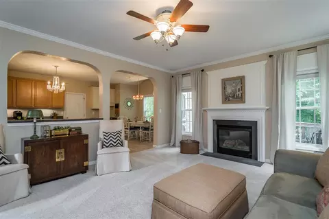 4802 Carmen Ln, Durham, NC 27707 photo 9
