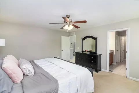2 White Willow Ct, Durham, NC 27703 photo 6