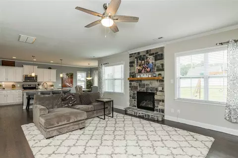 28 Edgewood Ln, Garner, NC 27529 photo 13