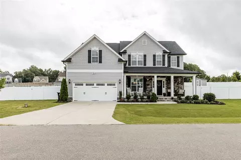 28 Edgewood Ln, Garner, NC 27529 photo 1