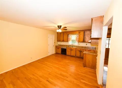 5115 Lansdowne Dr, Durham, NC 27712 photo 9