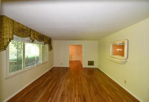 5115 Lansdowne Dr, Durham, NC 27712 photo 5